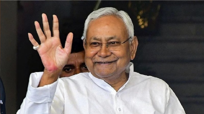 cm_nitish_sampatti.jpg