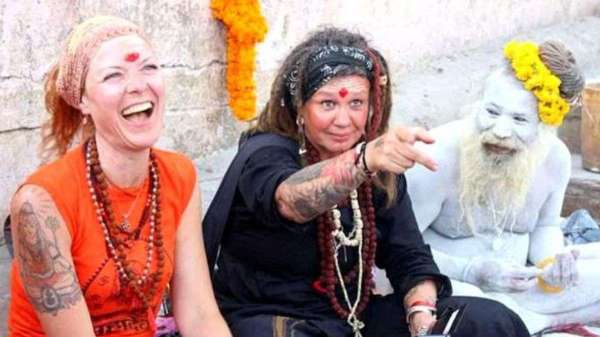 naga_in_sangam_women.jpg
