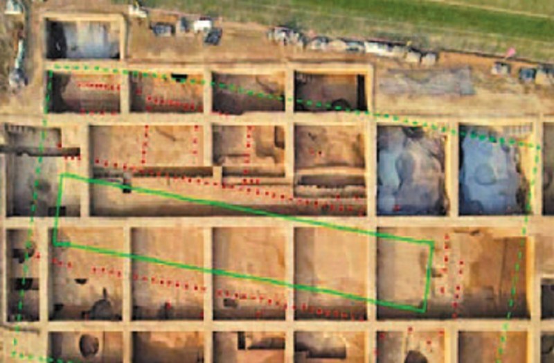 चीन में चार हजार साल पुराने विशाल महल की खोज