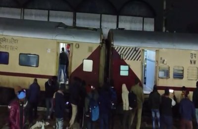 Big Breaking : पैसेंजर ट्रेन के पहिए पटरी से उतरे, यात्रियों में मचा हड़कंप