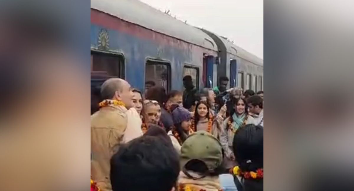 royal_train_reached_jaisalmer.jpg