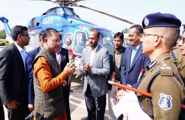 मुख्यमंत्री बनने के बाद आज पहली बार जगदलपुर पहुंचे साय