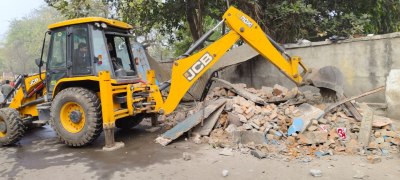 मुख्यमंत्री ने खड़े होकर जहां खाए थे भजिए अतिक्रमण वाली उस दुकान को हटाया