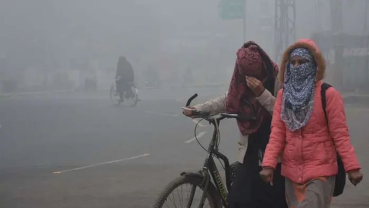 Meteorological department announced severe-cold day and hailstorm in rajasthan Delhi, UP heavy rain in gujarat maharashtra kerala tamilnadu due to western disturbance