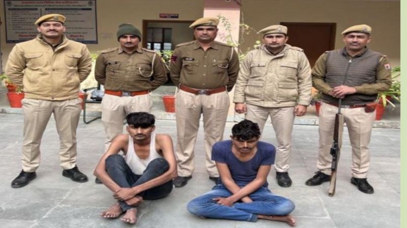 ट्रक-ट्रेलर चोरी किया, टायर बेचने की फिराक में थे पकड़े गए