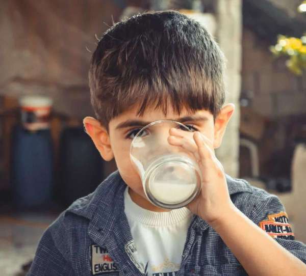 milk-for-child.jpg