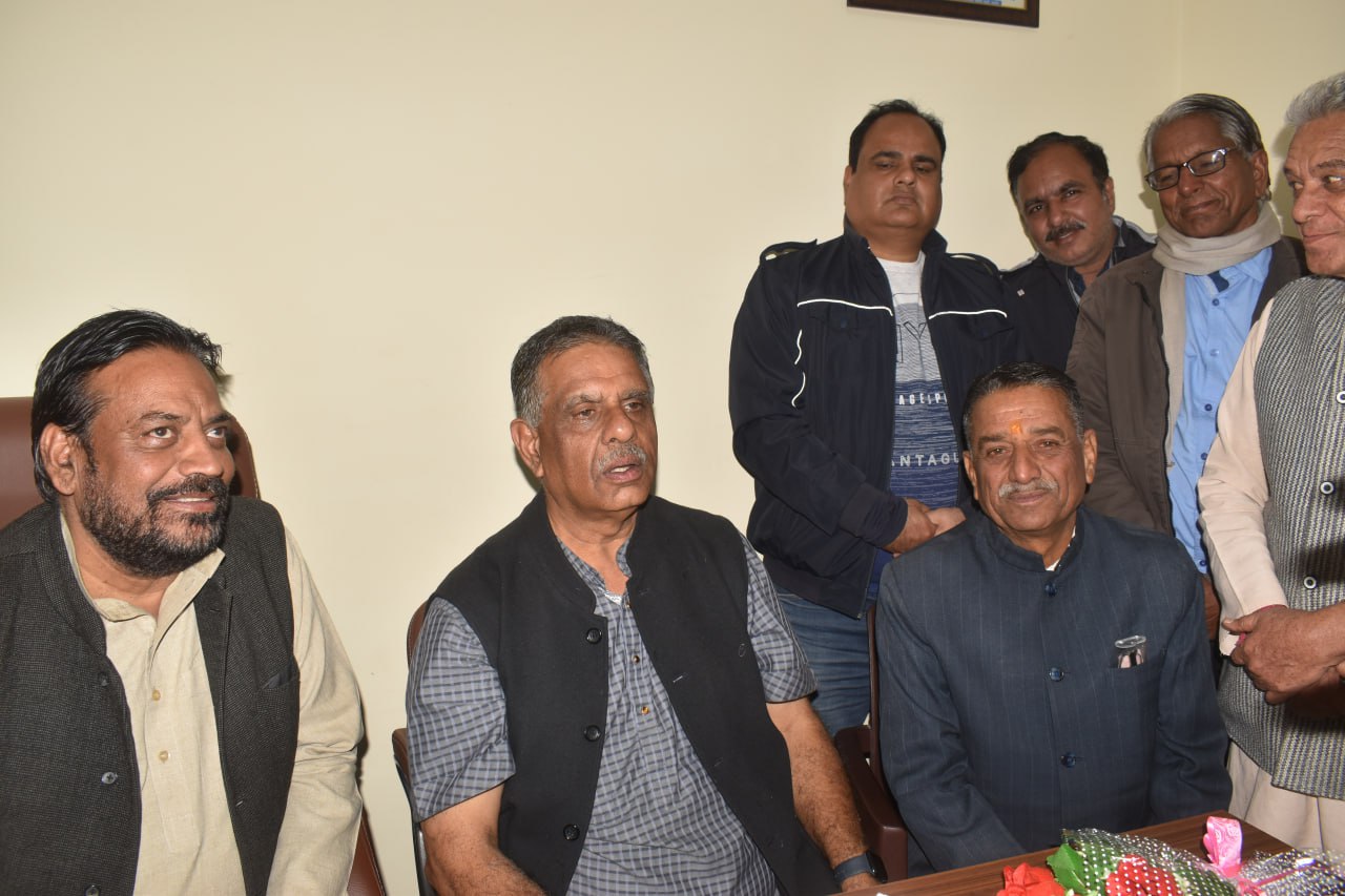 Medical and Health Department Minister Gajendra Singh Khinvsar