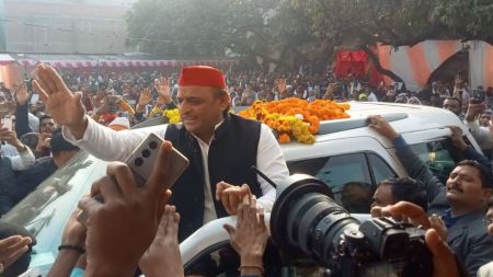 akhilesh yadav, SP,
