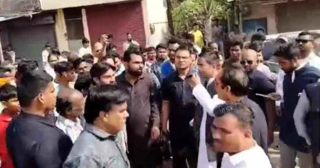 फौजी नगर में उद्योग लगाने का विरोध, विधायक से शिकायत