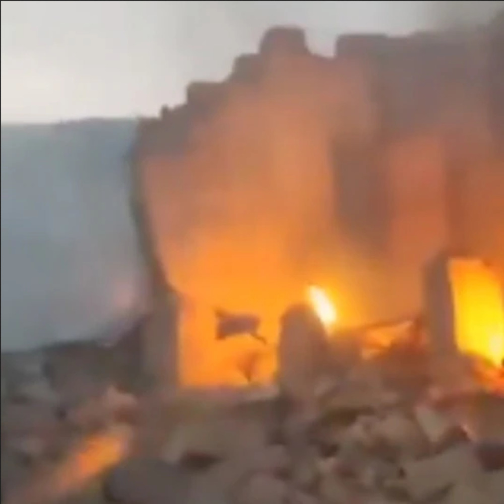 ईरान के हवाई हमले के बाद पाकिस्तान में कई आतंकी ठिकाने हुए तबाह, देखें वीडियो