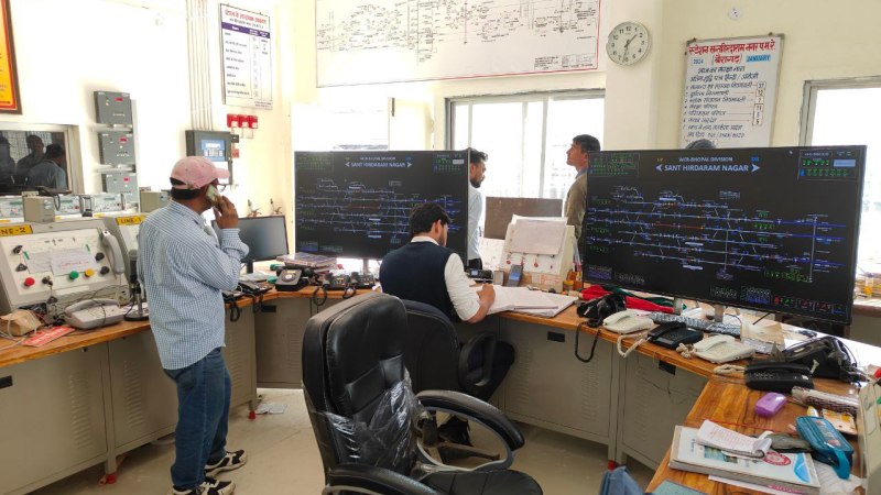 बैरागढ़ स्टेशन में मैनुअल दिक्कतें हुईं खत्म र्ईआई पैनल से शुरू हुआ संचालन