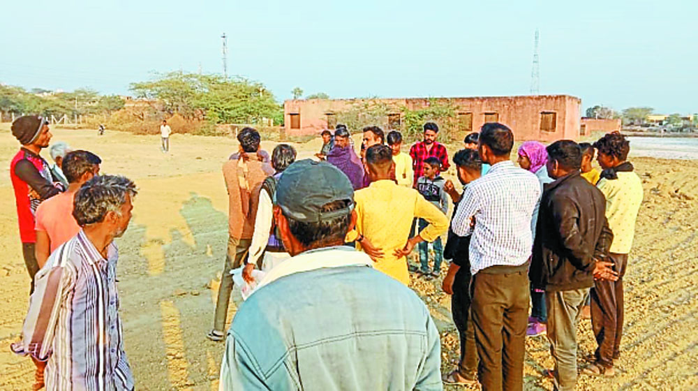 ग्रामीण हुए लामबंद: जनसुनवाई में उठा अवैध कॉलोनी का मुद्दा