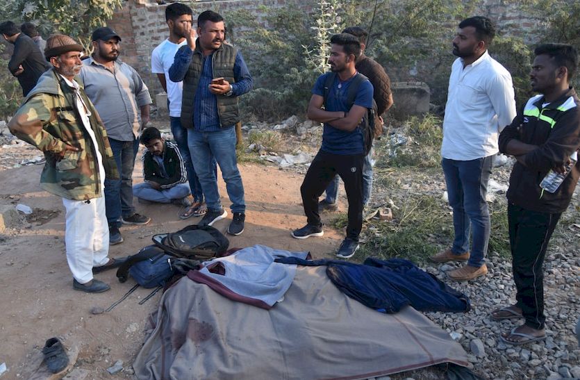 बेटे की मौत का सुनते ही मां की तबीयत बिगड़ी