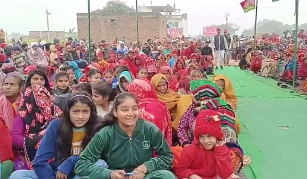 dimple_yadav_in_mainpuri2.jpg