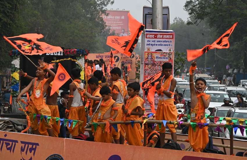 राजधानी से अयोध्या के लिए श्रद्धालुओं का पहला जत्था रवाना