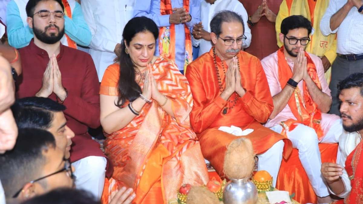 uddhav_thackeray_family.jpg