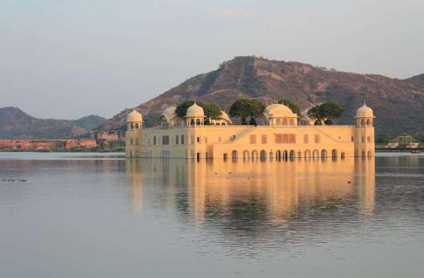 jal_mahal_patrika.jpg