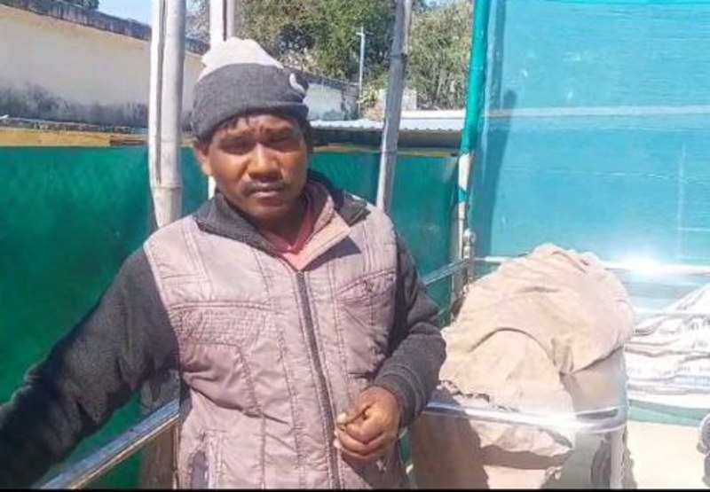 शराब के नशे में धुत बेटे ने पिता के सिर पर डंडे से प्रहार कर की हत्या, फिर खुद थाने जाकर दी सूचना