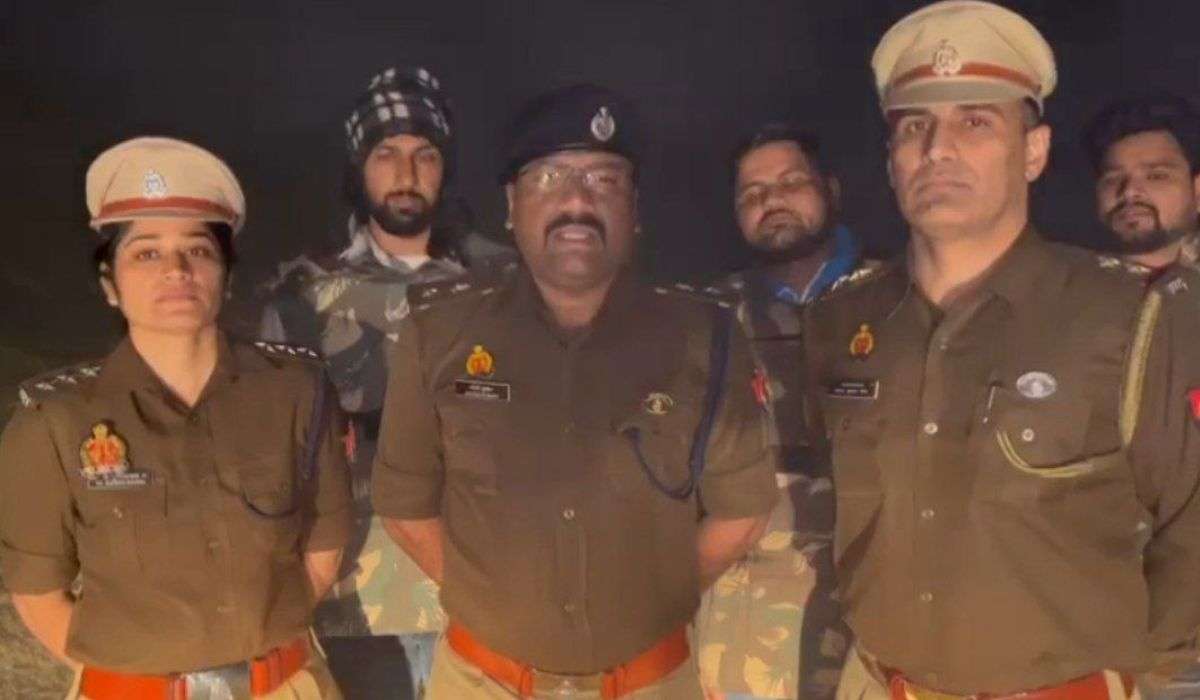 trance_yamuna_police_action_in_agra.jpg