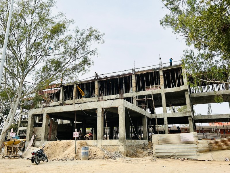 मॉडल के अनुरूप आकार लेने लगा मावली जंक्शन, एक साल बाद दिखेगी बदली हुई तस्वीर