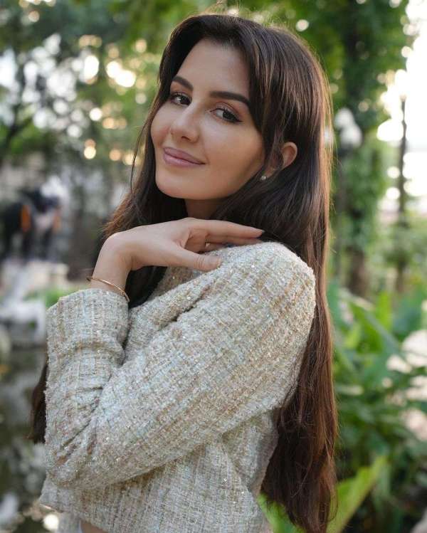 Salman Khan brother ex girlfriend Georgia Andriani beautiful images