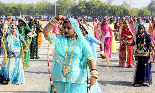 सांस्कृतिक कार्यक्रम हुए आयोजित