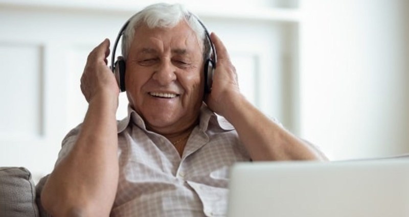 aging-by-listening-to-music.jpg