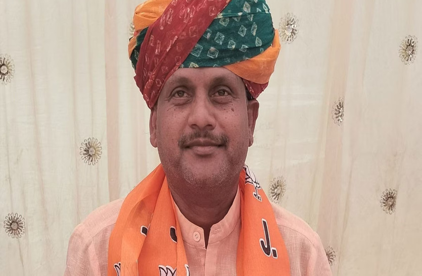 hemant_meena.jpg