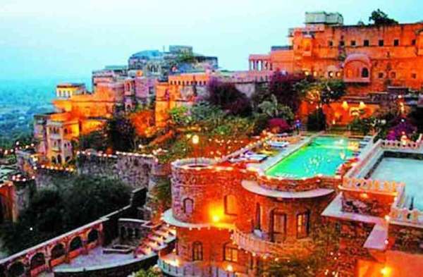 neemrana_honeymoon_destination.jpg