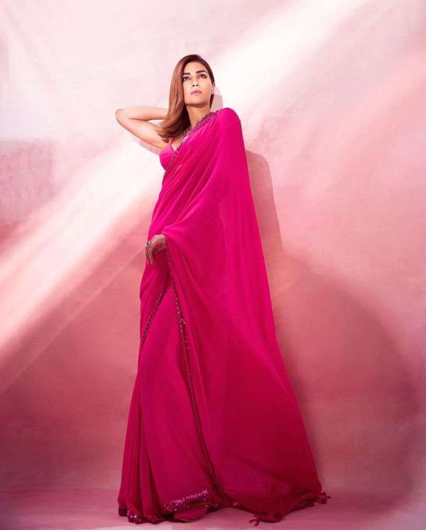 Kriti Sanon who played Bollywood first female robot got photoshoot done in pink saree