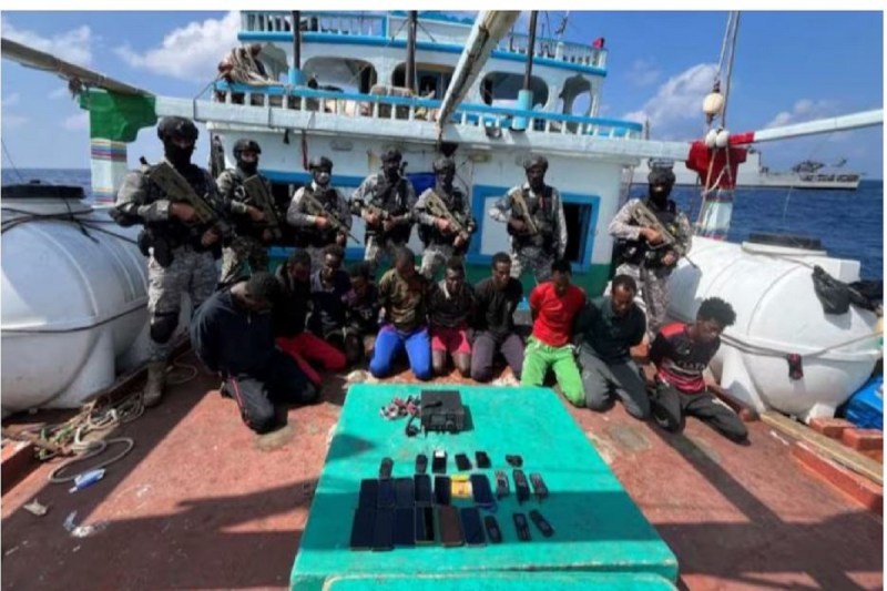 Indian Army becomes the defense shield of Indian Ocean, rescues ships