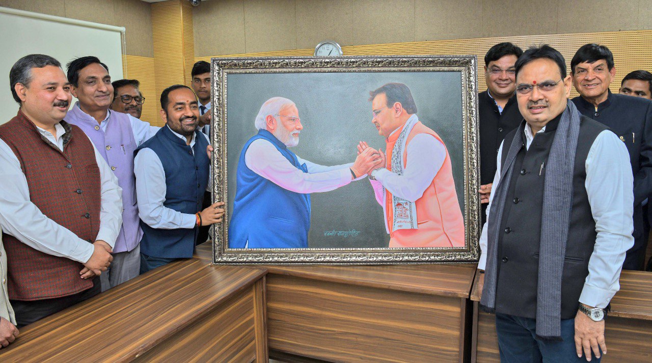 सीएम के पास पहुंचे पीडित