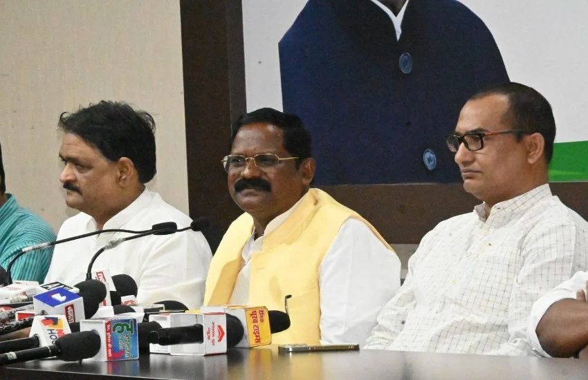 amarjeet_bhagat_attacks_on_it_action.jpg