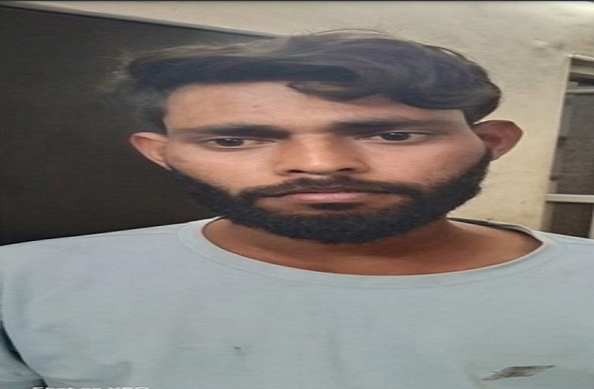 स्मैक बेच रहा युवक गिरफ्तार