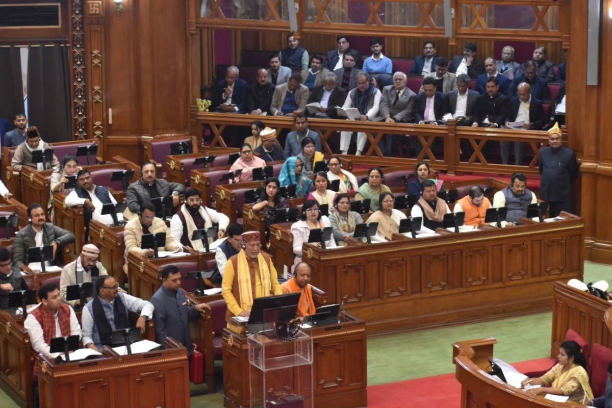 UP vidhansabha 14 members oppose resolution greeting PM modi and CM yogi for Ram temple