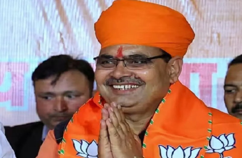 मुख्यमंत्री ने दी युवाओं को नौकरी की सौगात- कनिष्ठ सहायक के 3,552 पदों पर होगी भर्ती