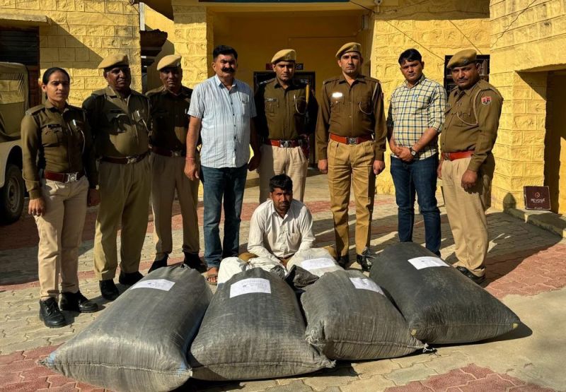  आरोपी को गिरफ्तार कर बड़ी खेप बरामद 