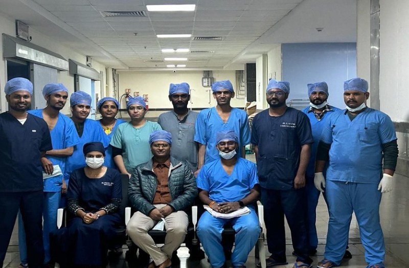 लिवर में मल्टीपल हाइडैटिड सिस्ट को डॉक्टरों की टीम ने सात घंटे ऑपरेशन करके निकाला