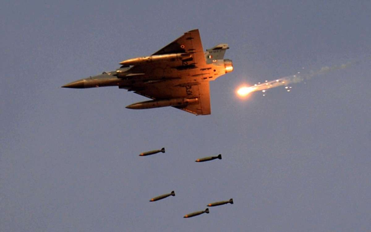 mirage_2000_air_strike.jpg