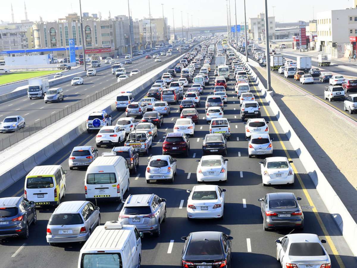 traffic_jam_in_abu_dhabi.jpg