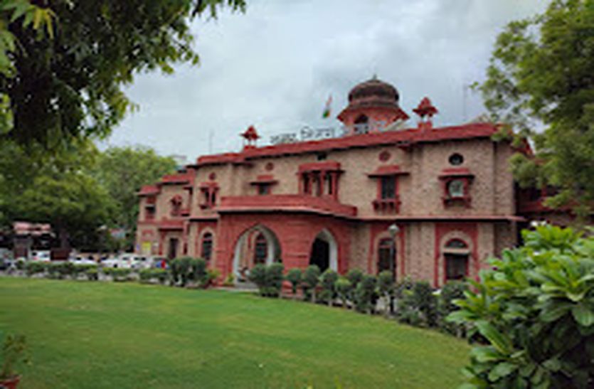पट्टे जारी नहीं होने से आहत पार्षद ने दी प्रदर्शन की चेतावनी
