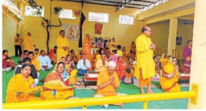 हवन, यज्ञ और विद्यारंभ संस्कार के साथ मनाया बंसत उत्सव