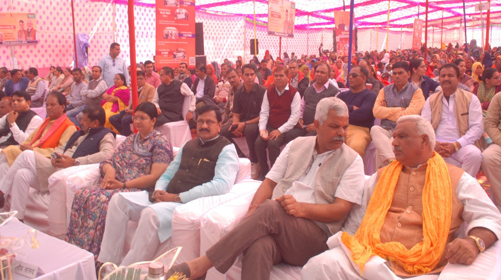 टोंक में हुआ प्रधानमंत्री लाभार्थी संवाद , राज्य मंत्री जवाहर सिंह बेढम बताई मोदी की गारंटी