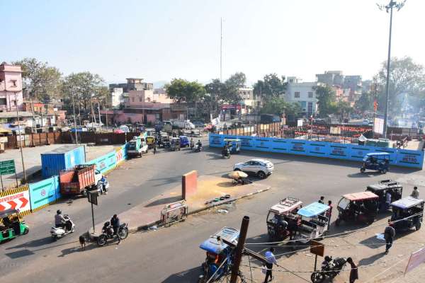 Expansion of metro will reduce traffic pressure on roads