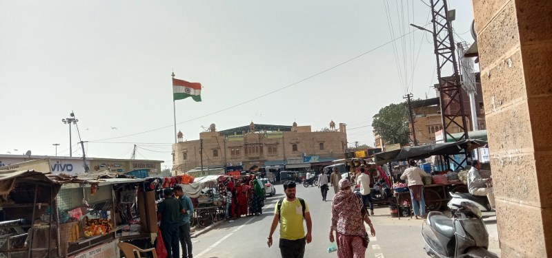 Video: 30 किलोमीटर प्रति घंटे से चली हवाएं, जन जीवन प्रभावित