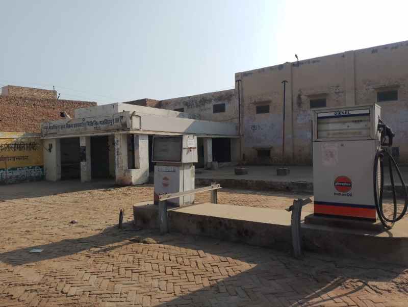 क्रय-विक्रय सहकारी समिति में खुला कन्ज्यूमर डीजल पम्प बदहाली का शिकार