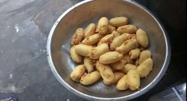 jodhpuri_mirchi_vada.jpg