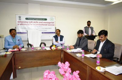 Agriculture  बेहतर निर्णय लेने के लिए अपनी मानसिकता में परिवर्तन लाते रहना चाहिए: डॉ शुक्ला