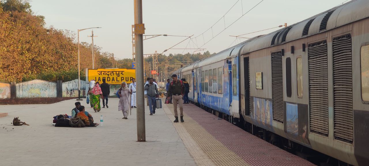 रावघाट-जगदलपुर रेल लाइन का डीपीआर तैयार 3200 करोड़ की लागत से 3 साल में तैयार
होगा ट्रैक
