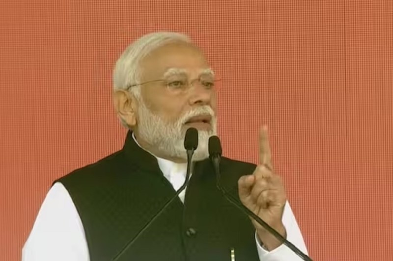 गुजरात सहकारी दुग्ध विपणन महासंघ के स्वर्ण जयंती समारोह में मोदी